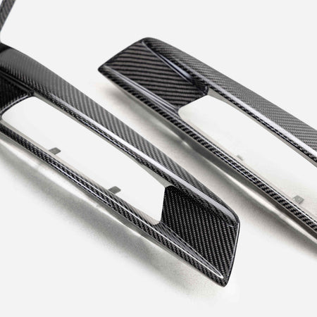 Anderson Composites Carbon Fiber Turn Signal Bezels (2020-2023 Mustang Shelby GT500) AC-TSC20FDMU500